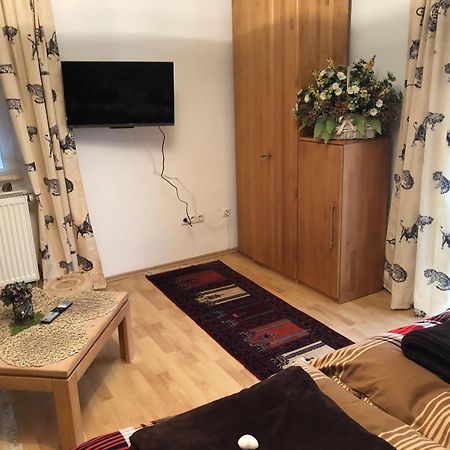 Schoene Ferienwohnung In Bahnhofsnaehe Fuer Urlaub, Studium Oder Arbeit Deggendorf Kültér fotó