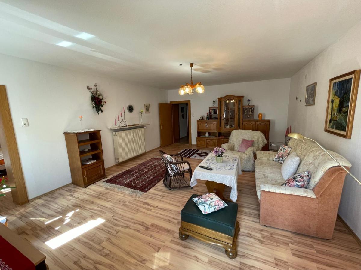 Schoene Ferienwohnung In Bahnhofsnaehe Fuer Urlaub, Studium Oder Arbeit Deggendorf Kültér fotó