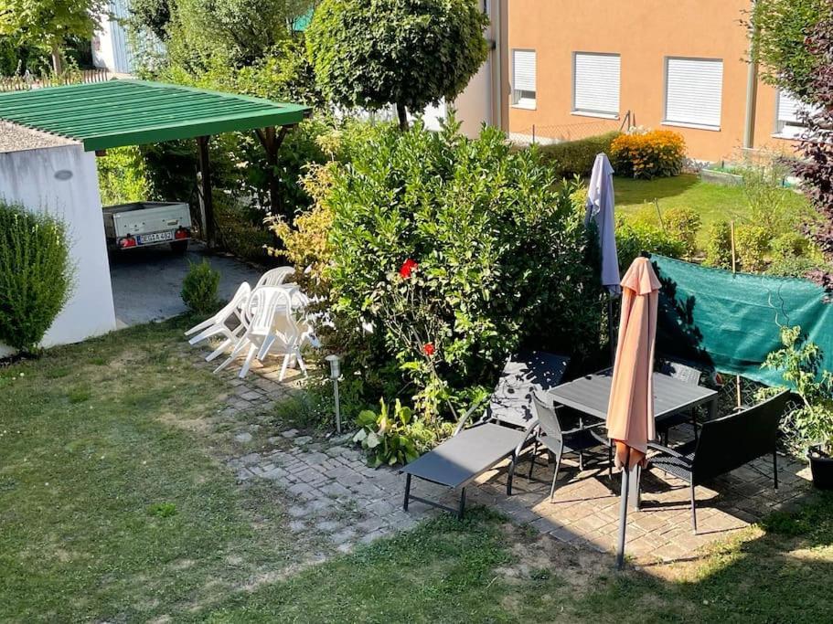 Schoene Ferienwohnung In Bahnhofsnaehe Fuer Urlaub, Studium Oder Arbeit Deggendorf Kültér fotó