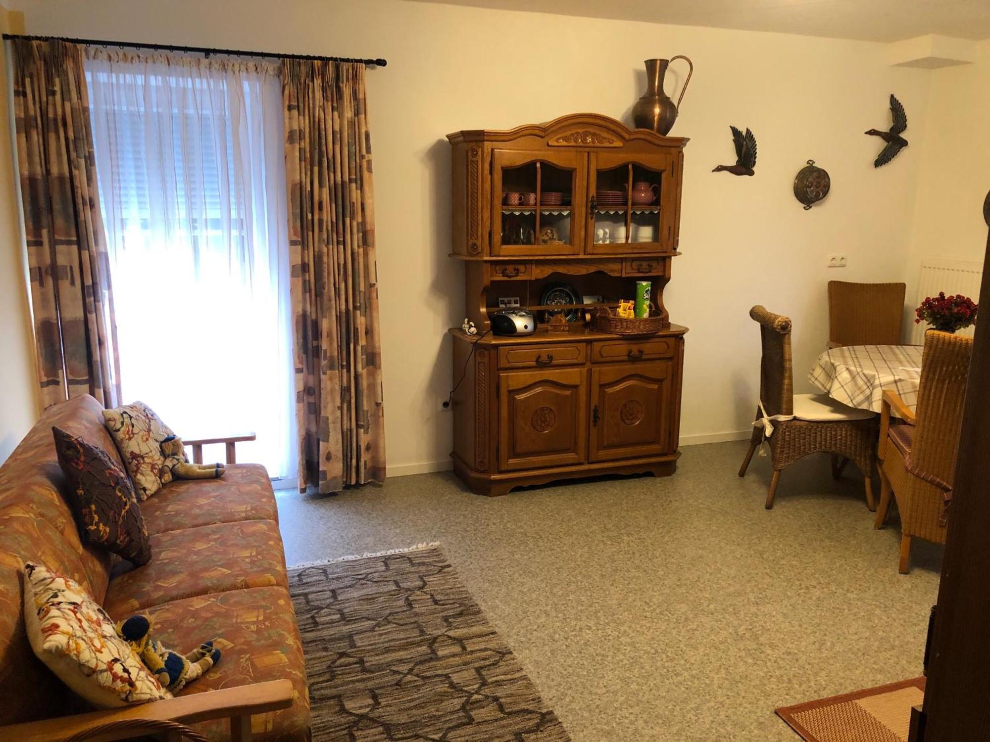 Schoene Ferienwohnung In Bahnhofsnaehe Fuer Urlaub, Studium Oder Arbeit Deggendorf Kültér fotó