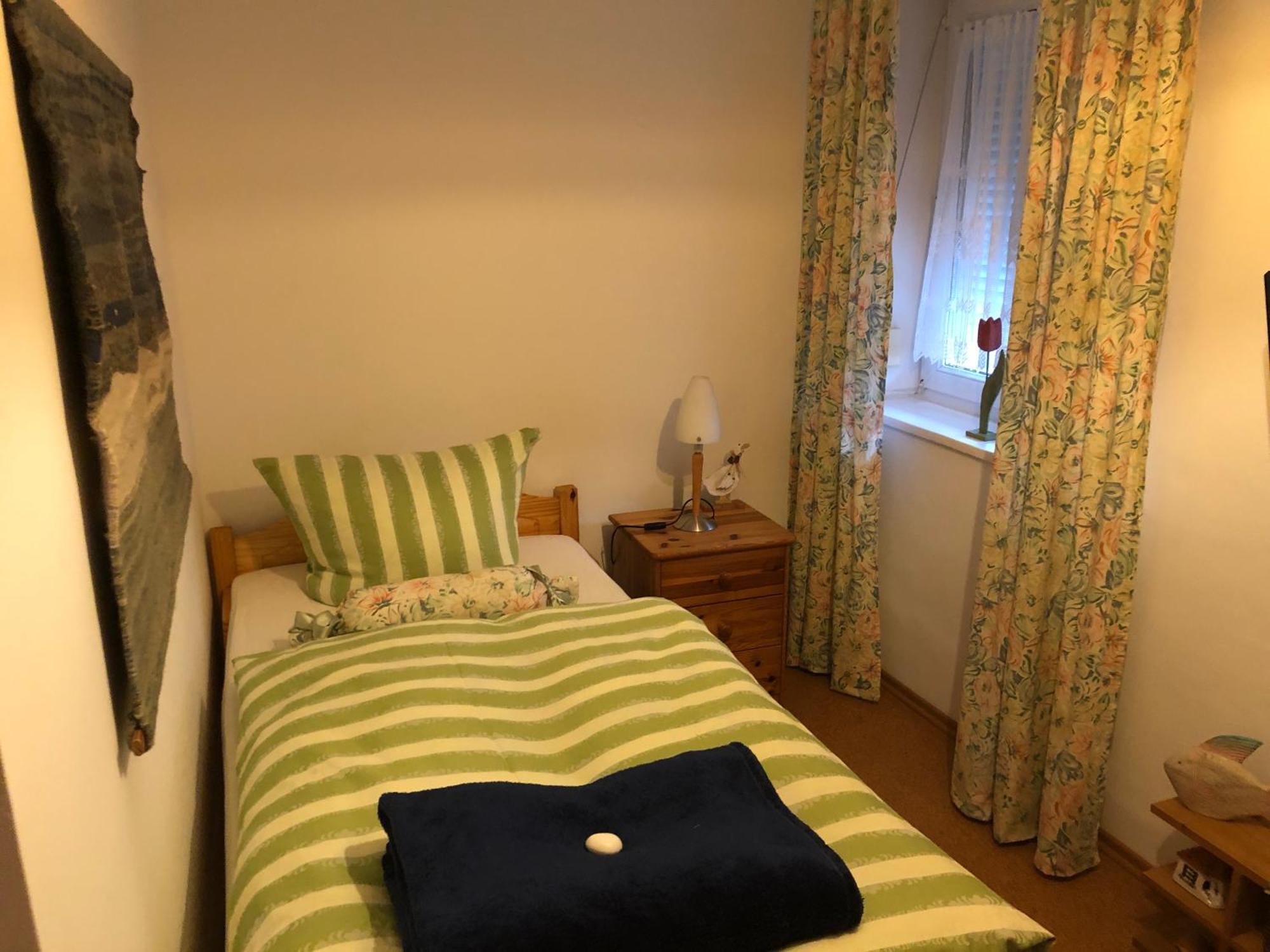 Schoene Ferienwohnung In Bahnhofsnaehe Fuer Urlaub, Studium Oder Arbeit Deggendorf Kültér fotó