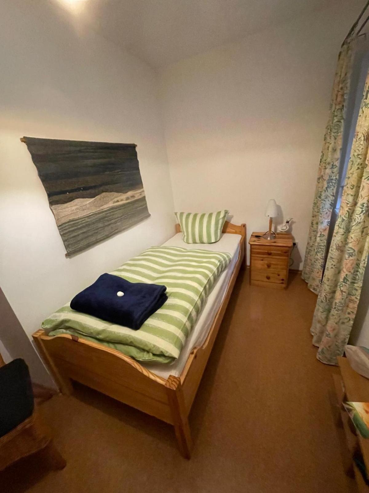 Schoene Ferienwohnung In Bahnhofsnaehe Fuer Urlaub, Studium Oder Arbeit Deggendorf Kültér fotó